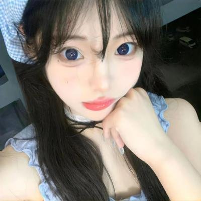 轻轻拂过
